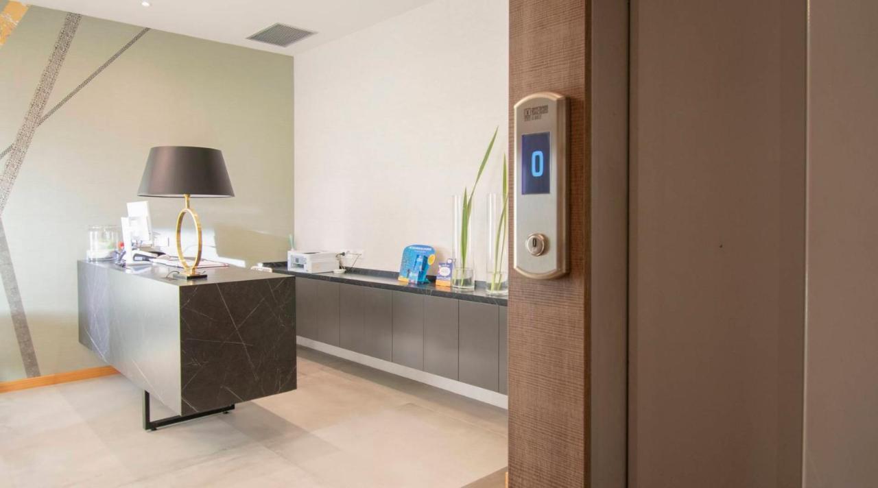 Hotel Medusa Camaiore Bagian luar foto