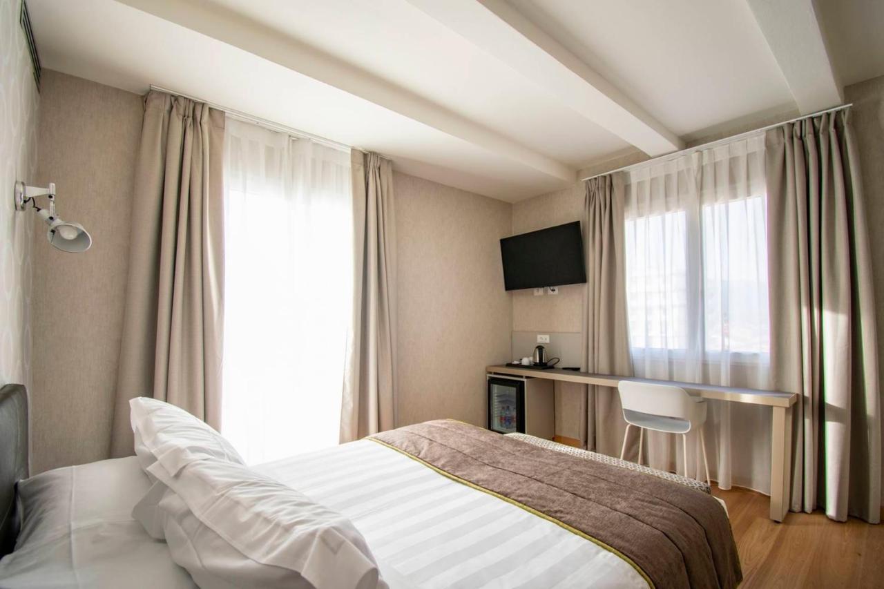 Hotel Medusa Camaiore Bagian luar foto