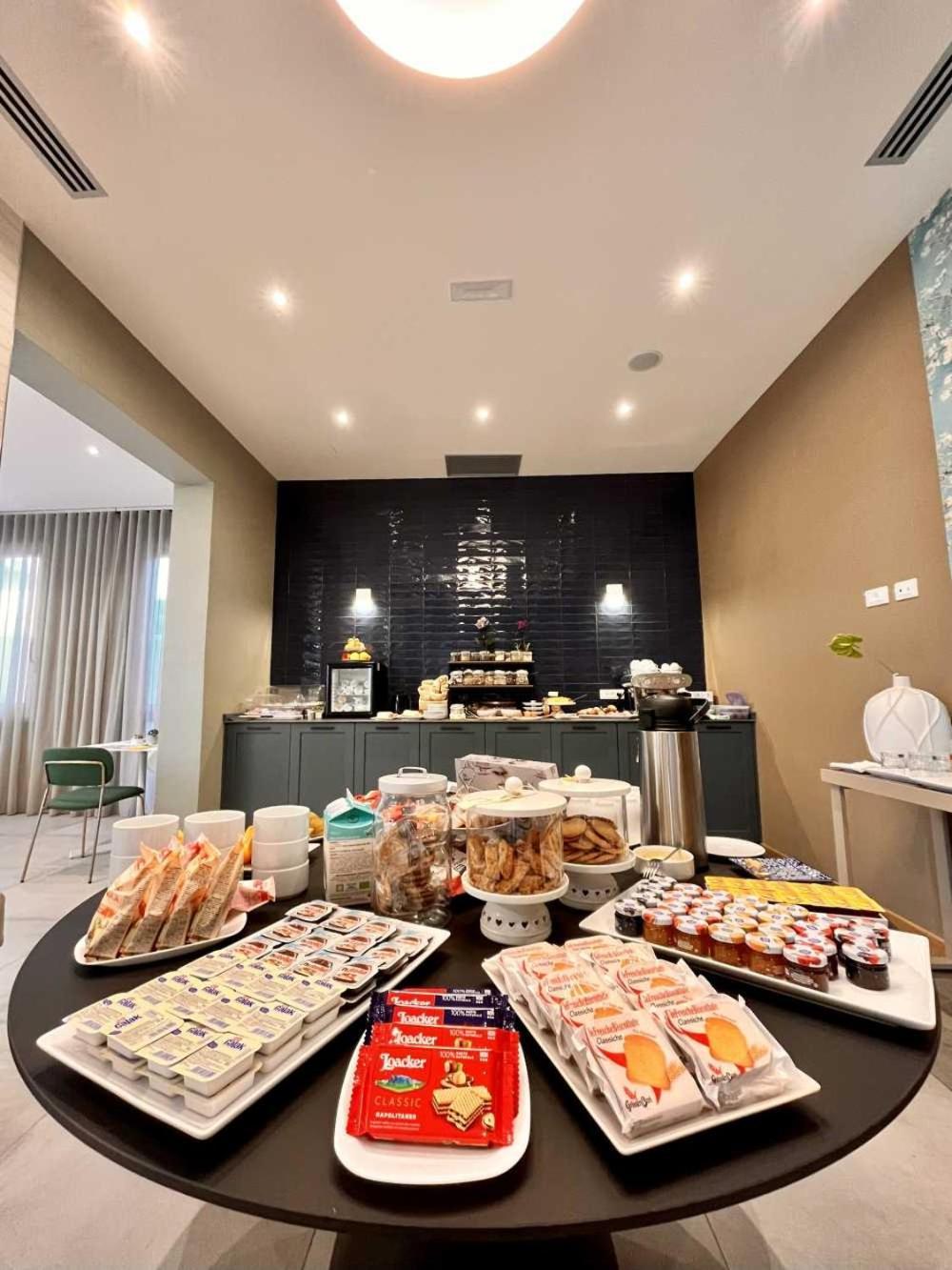 Hotel Medusa Camaiore Bagian luar foto